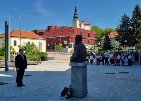 FOTO: Počastili spomin na kiparja Györgya Zalo