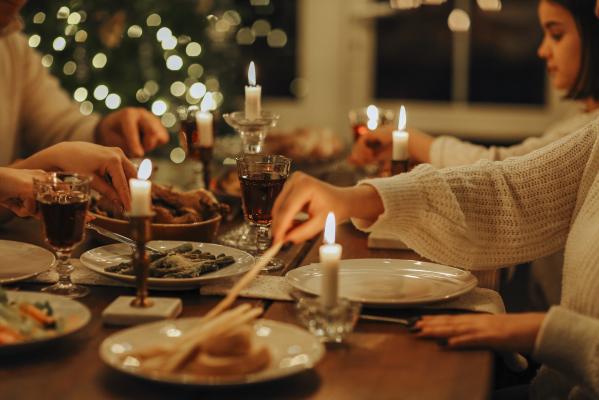 Tradicionalni božični okusi, ki ne smejo manjkati na praznični mizi