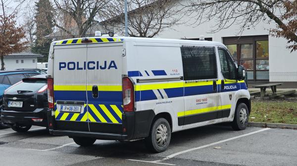 Pomurski policisti našli pogrešano osebo in ukrepali zoper vinjena voznika