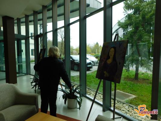 FOTO: Mariborska umetnica navdušuje v Radencih