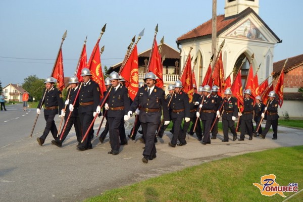 FOTO: Gasilci v Berkovcih proslavili stoto obletnico
