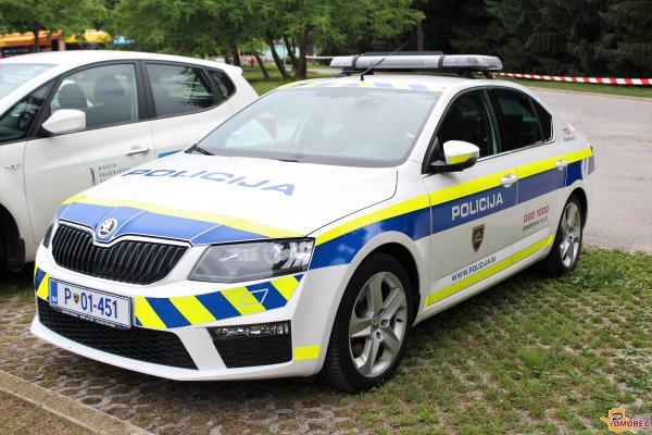 Policisti obravnavali namerno poškodovanje osebnega avtomobila in goljufijo