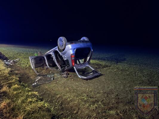 FOTO: Nočna prometna nesreča pri Ljutomeru: Ena oseba poškodovana