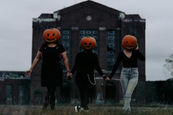 10 mask za noč čarovnic