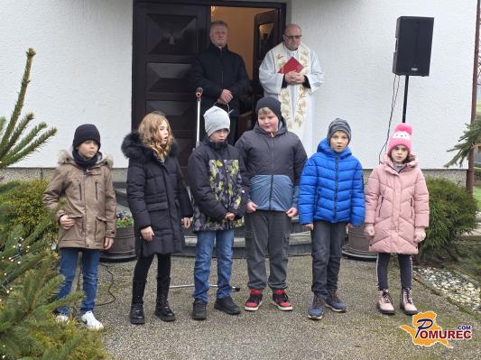 FOTO: Praznična zgodba ob kapeli v Brezovici