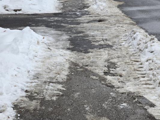 Občina Ljutomer: sol je namenjena javnim površinam, ne zasebnim dvoriščem