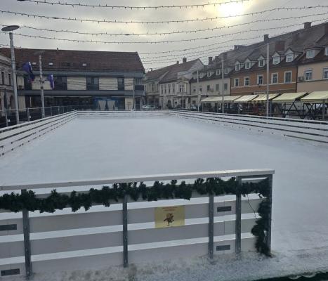 Iz občine so sporočili, da se bo drsališče kmalu zaprlo