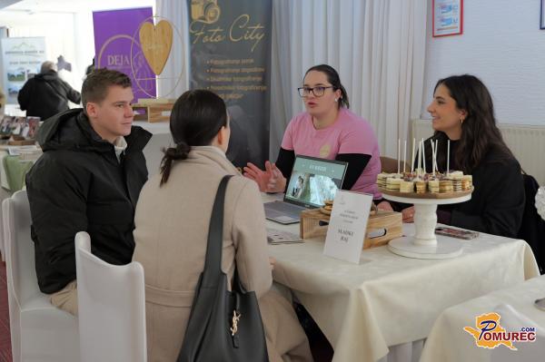 FOTO in VIDEO: Poročni sejem v Čardi znova navdušil bodoče mladoporočence