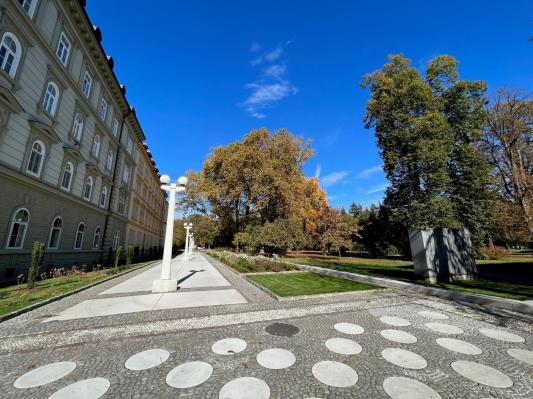 Dobre zgodbe: Prenovljena promenada v Mestnem parku Maribor – nova kakovost javnega prostora