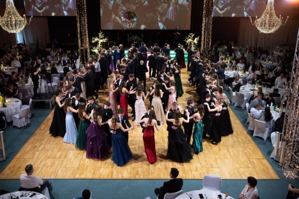 FOTO: Nepozaben maturantski ples ljutomerskih dijakov