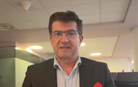 VIDEO: Predsednik uprave A1 po večurnem izpadu z opravičilom, podjetje bo namenilo donacijo