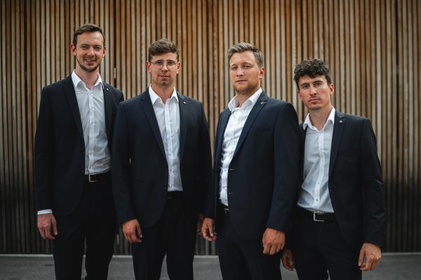 Štirje glasovi, en Duh: Zgodba, ki se je začela po naključju