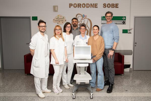 FOTO: Z novo napravo do varnejših porodov v Pomurju