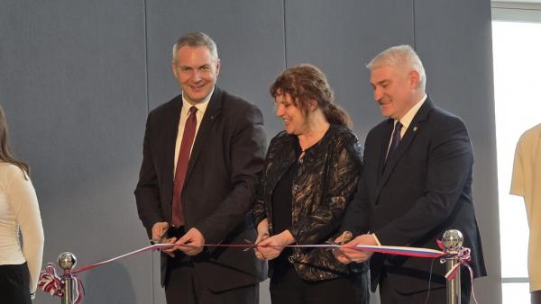 FOTO: Osnovna šola Križevci bogatejša za novo telovadnico