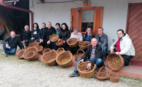 Desetletje prepletanja znanja in tradicije v Lipovcih: »Tako ohranjamo ročno delo naših prednikov«