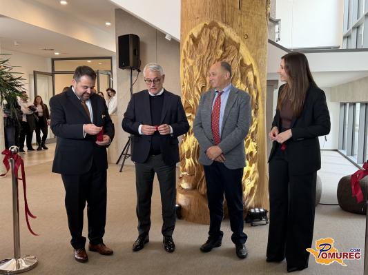 FOTO in VIDEO: V Termah Banovci ob prisotnosti ministra Hana odprli butični hotel Narcisa