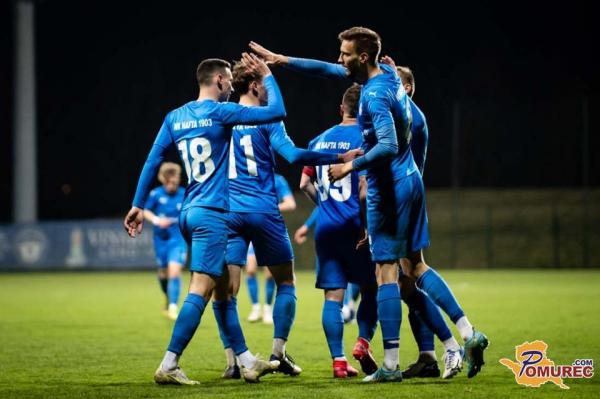 Nafta z novo zmago ohranja vrh