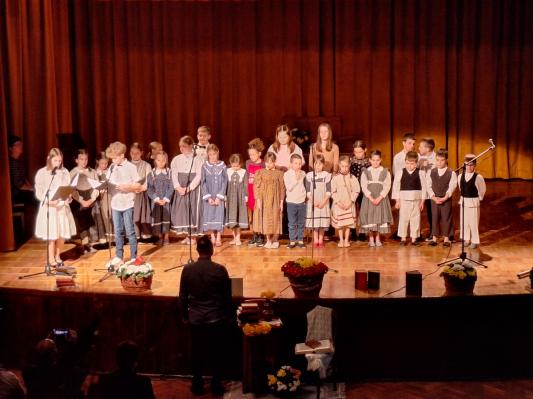 FOTO: V Razkrižju poklon slovenskemu jeziku in kulturi