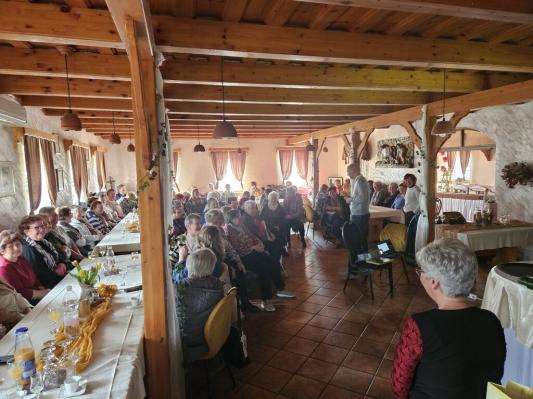 FOTO: V Logarovcih o času, življenju in vsakdanjih izzivih kmečkih žensk