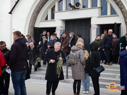 FOTO: Murska Sobota na cvetno nedeljo v duhu tradicije in butar