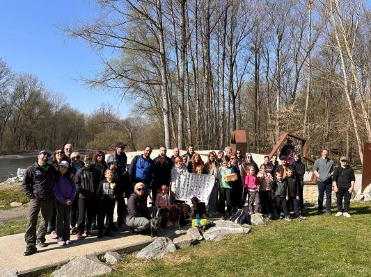 FOTO: Pomlad ob Muri naznanili ptiči in tradicija »ftičjega gostüvanja«