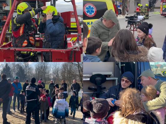 FOTO: Otroci v Termah Banovci spoznavali delo reševalcev, policije in vojske