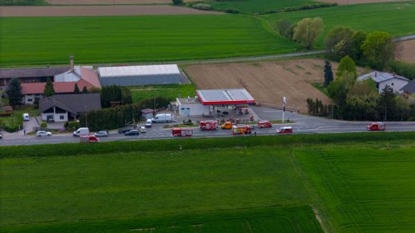 Po intervenciji na bankomatu: devet ljudi se je vrnilo na domove, sanacija še poteka