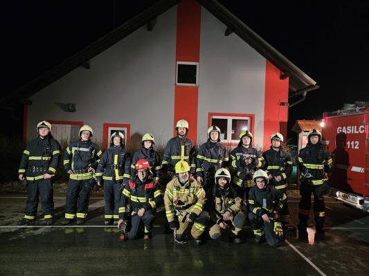FOTO: Dvanajst novih operativcev krepi gasilske vrste v Križevcih
