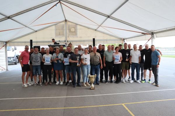 FOTO: Murskosoboški policisti pometli s konkurenco in osvojili prehodni pokal