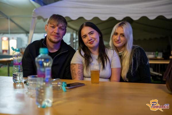 FOTO: STOP in Mladi Gamsi poskrbeli za vzdušje na gasilskem spektaklu v Murski Soboti