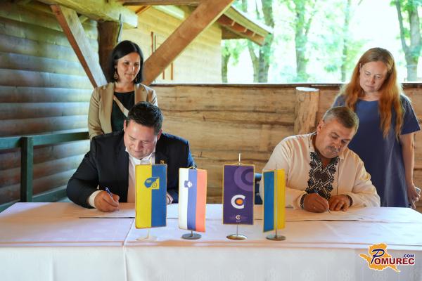 FOTO: Občina Beltinci in ukrajinska Horodenka podpisali memorandum: »To je začetek novega prijateljstva«