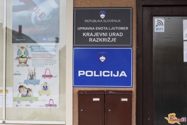 V poletnih mesecih bosta zaprta ta dva krajevna urada