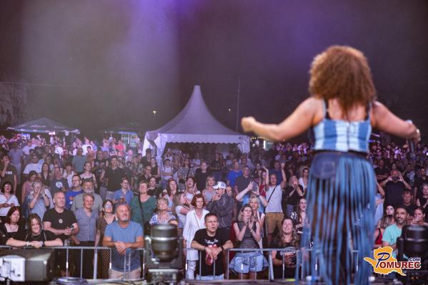 FOTO in VIDEO: Masharik, The Magic of Tina Turner in Fed Horses poskrbeli za raznolik glasbeni večer