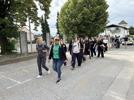 FOTO: Učenci in dijaki počastili prekmursko zgodovino in slovensko državnost