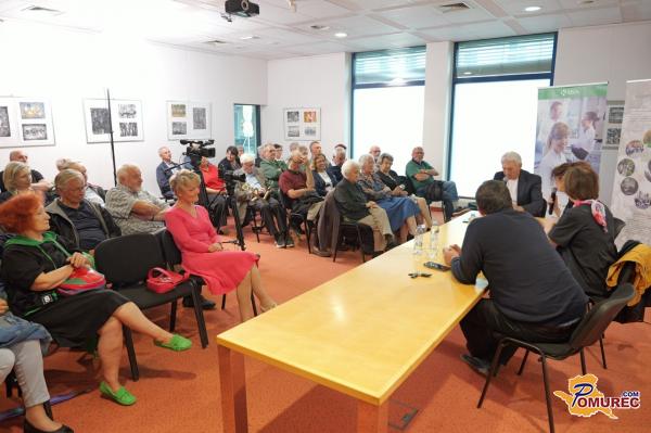FOTO: »Je v naši domovini še lepo biti mlad?« Odgovor so iskali v Murski Soboti