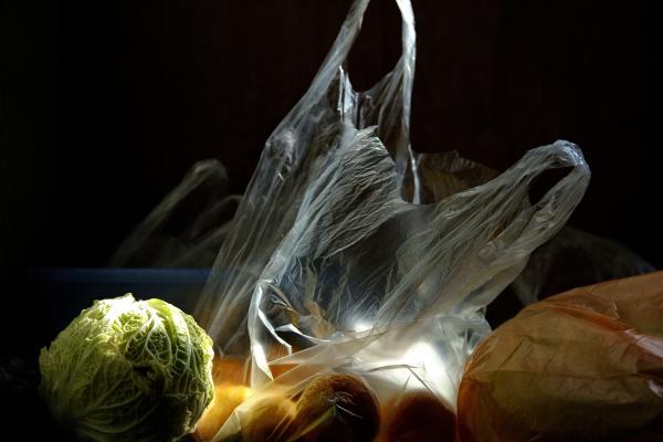 Ste kupili ta izdelek? Zaradi prisotnosti nevarne bakterije ga umikajo s polic