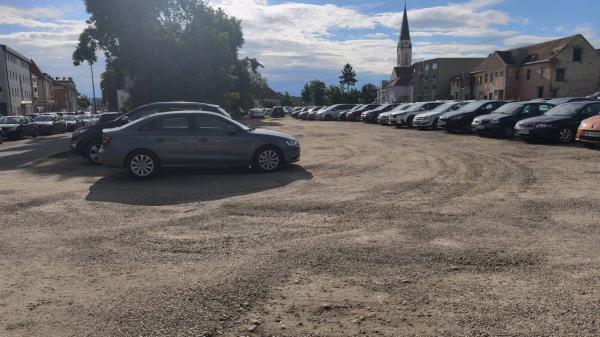 Na območju nekdanjega Potrošnika načrtujejo nove trgovske, športne in stanovanjske vsebine