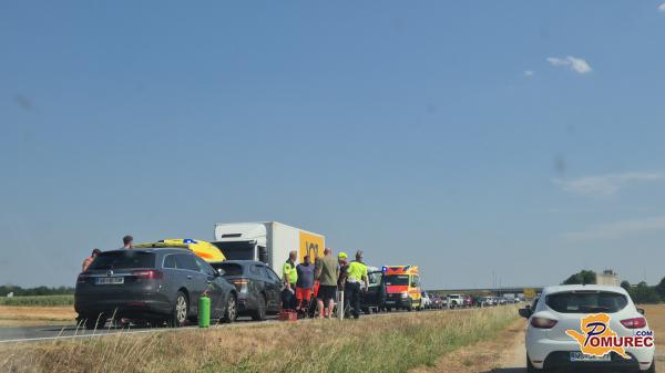 FOTO in VIDEO: Verižno trčenje treh vozil v Rakičanu, cesta je zaprta