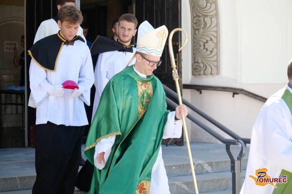 Škof razkril spremembe v Pomurju: zaradi pomanjkanja duhovnikov prihaja nova ureditev