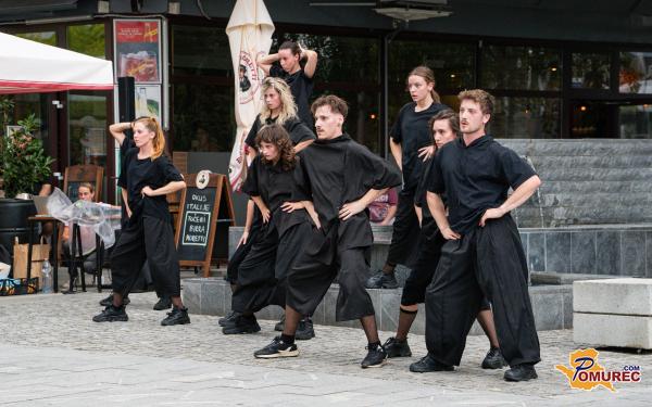 FOTO: Murska Sobota v znamenju sodobnega plesa: začel se je 21. festival Front@