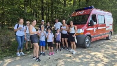 FOTO: Turistično društvo Bogojina pripravilo pohod do Voglarjeve koče in Marijinega znamenja