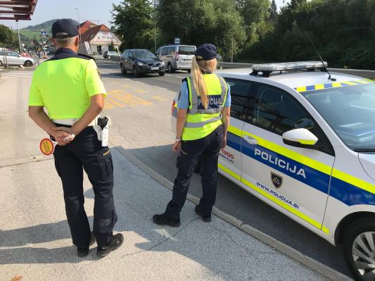 Nesreče, tatvina, goljufija in 23 prijetih tujcev