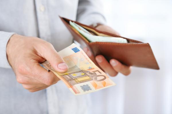 Nov udarec za denarnice, te storitve so se najbolj podražile