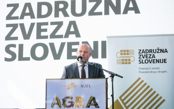 Slovensko podeželje potrebuje več kot le priznanje njegovega pomena