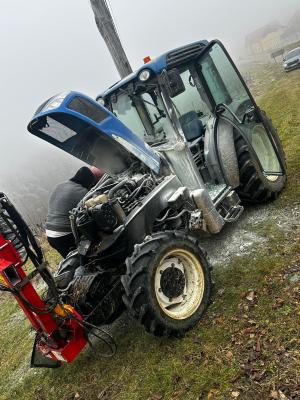 V Pomurju tri prometne nesreče in osem kaznivih dejanj, zagorel tudi traktor