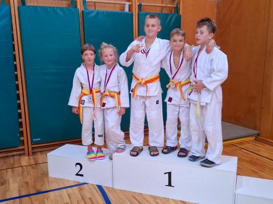FOTO: Mladi pomurski judoisti navdušili v mednarodni konkurenci