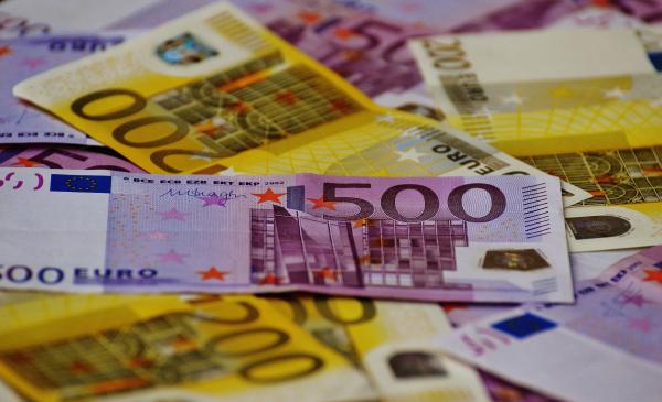 Nova razpisa prinašata finančno pomoč, ste med upravičenci?