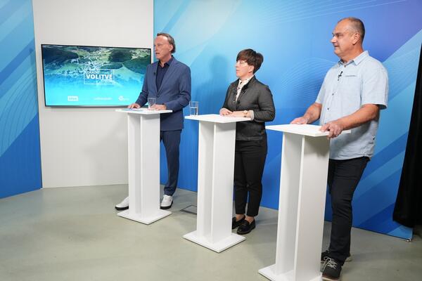 VIDEO: Občina Grad izgublja prebivalce, trgovine ni, kandidati pa obljubljajo spremembe