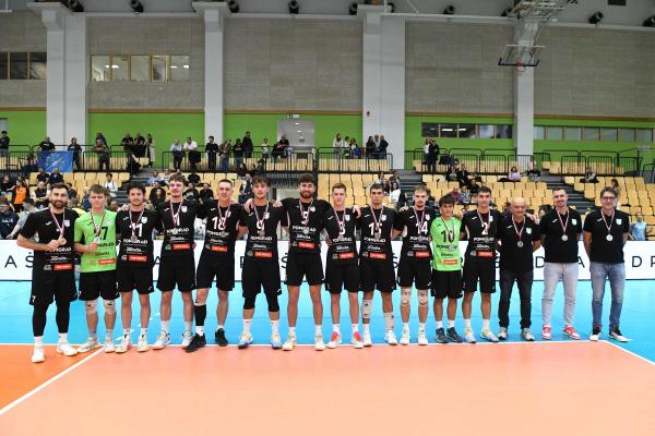 Panvita Pomgrad odločno proti državnim prvakom, a za superpokal zmanjkalo moči