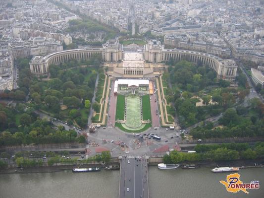 Pariz - mesto ljubezni, umetnikov in ljubiteljev življenja